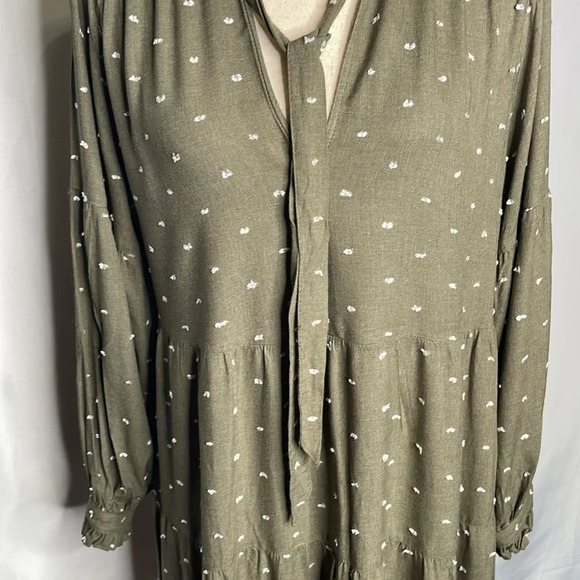 Zara Tunic Green V-Neck Tie Long Sleeve Women's Dress Size Medium - Picture 3 of 11